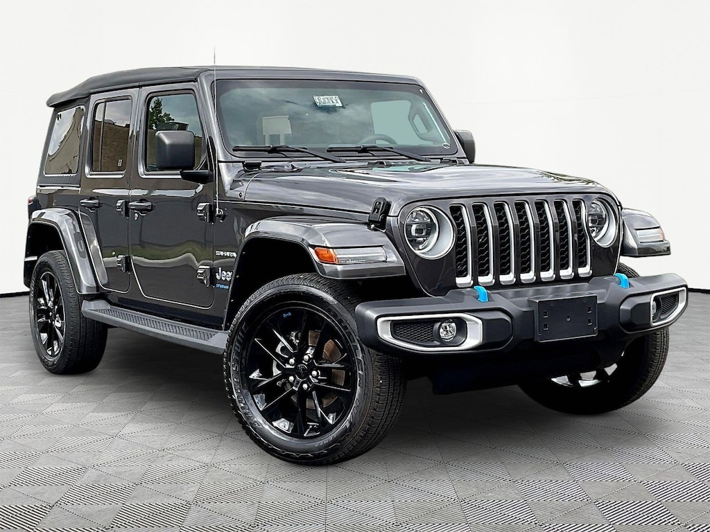 Used 2023 Jeep Wrangler 4xe Sahara SUV