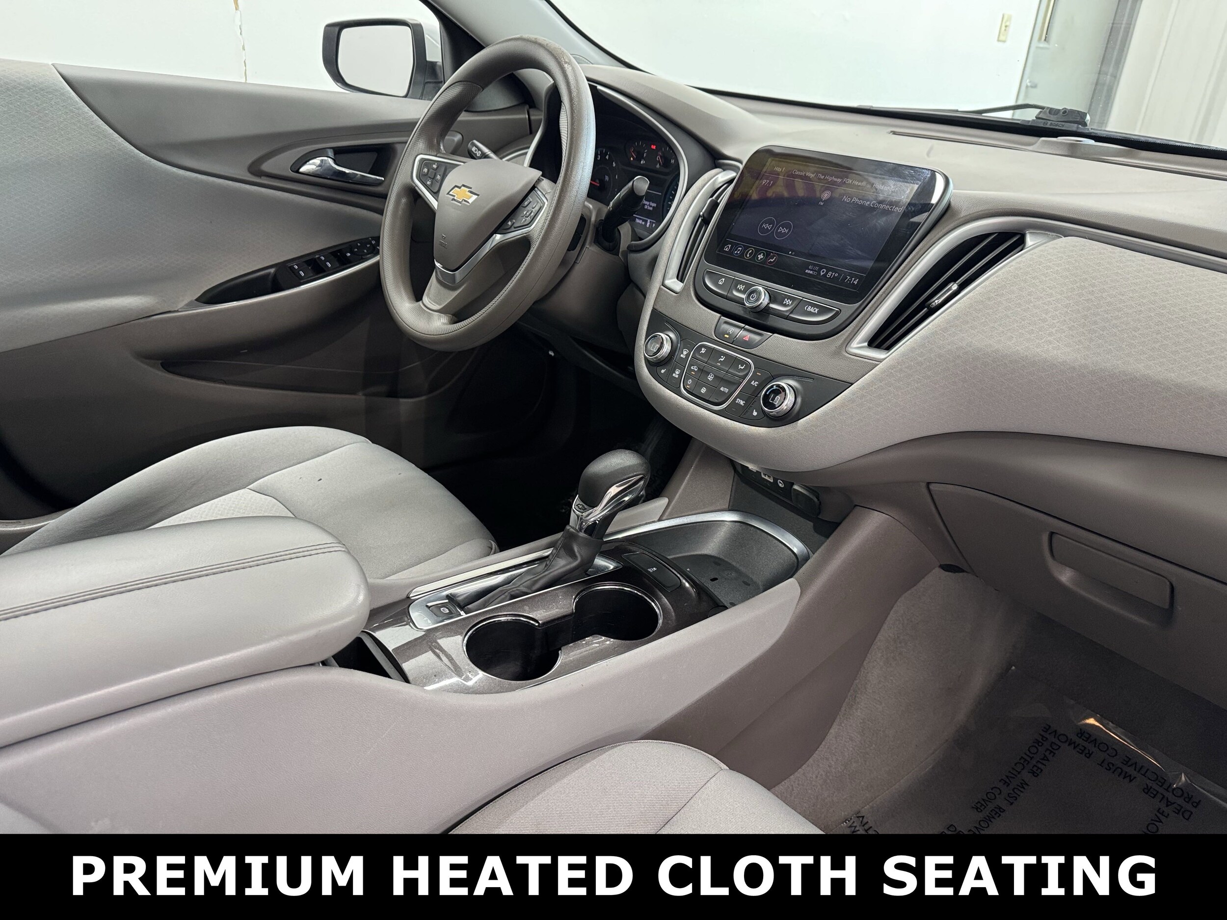 2022 Chevrolet Malibu 1LT photo 4