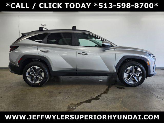 2026 Hyundai Tucson SEL photo 2