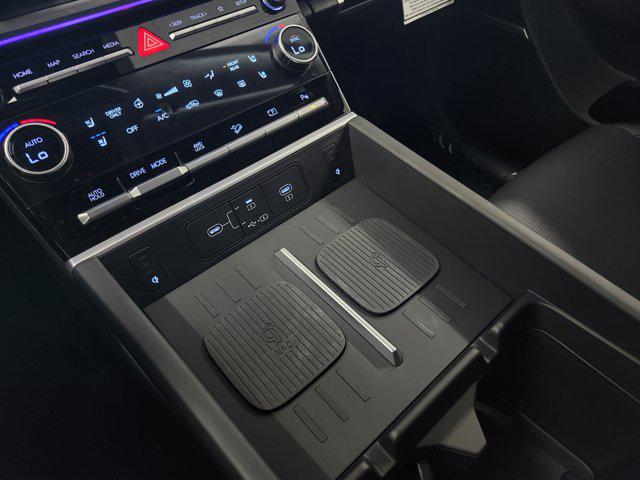 2026 Hyundai Santa Fe Limited - Photo 8