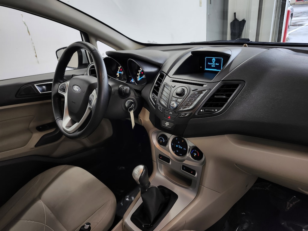 Used 2014 Ford Fiesta SE Sedan