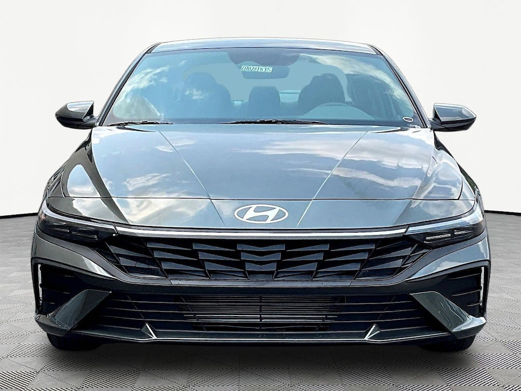 New 2026 Hyundai Elantra SE Sedan