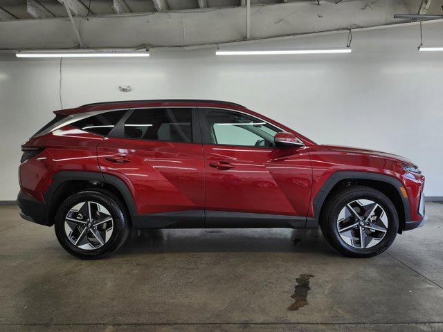 2025 Hyundai Tucson SEL Convenience photo 2