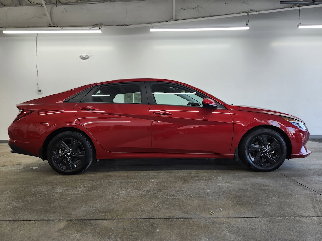 Used 2023 Hyundai Elantra SEL Sedan