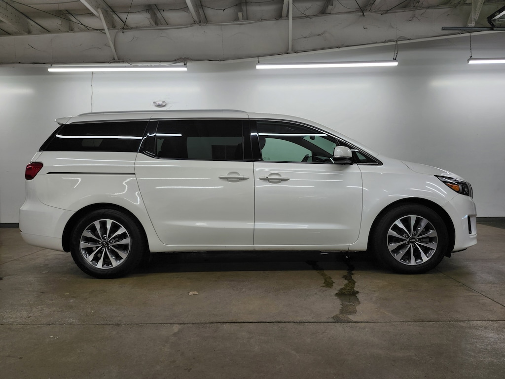 Used 2015 Kia Sedona SX FWD Van
