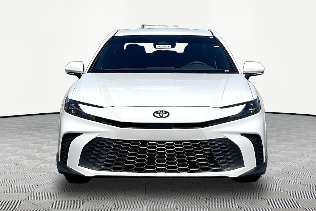 Used 2025 Toyota Camry SE Sedan