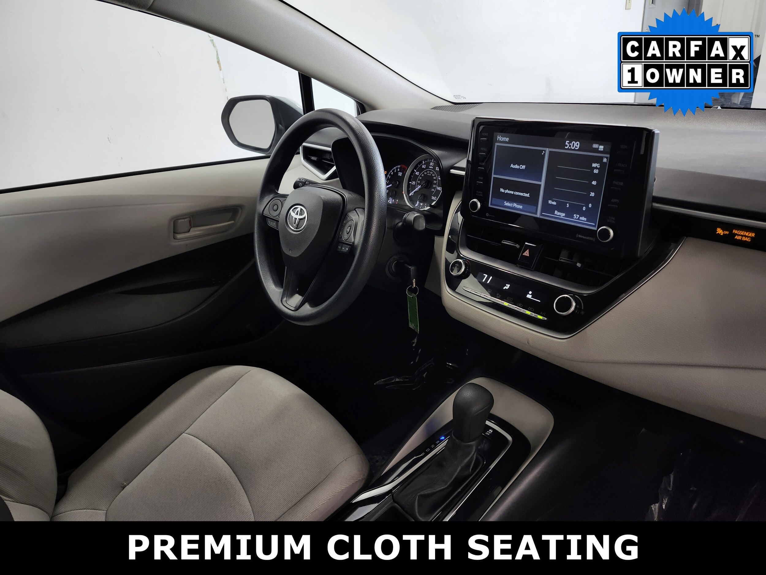 2022 Toyota Corolla LE photo 4