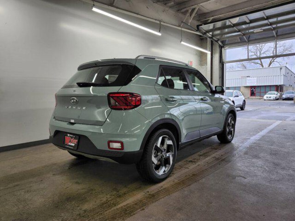 New 2026 Hyundai Venue SEL SUV