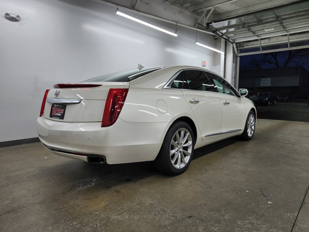 Used 2013 CADILLAC XTS Luxury Sedan