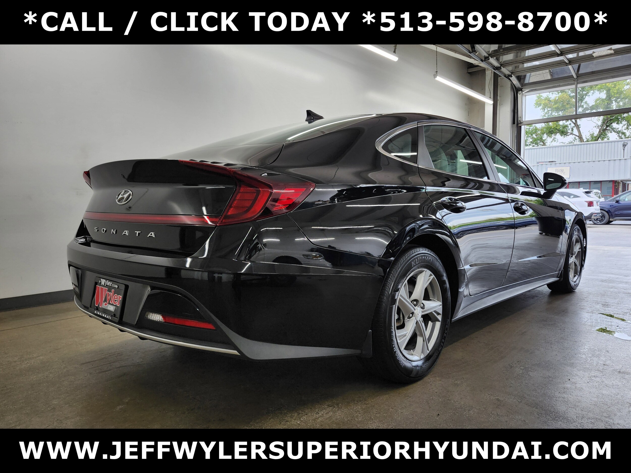 2023 Hyundai Sonata SE photo 3
