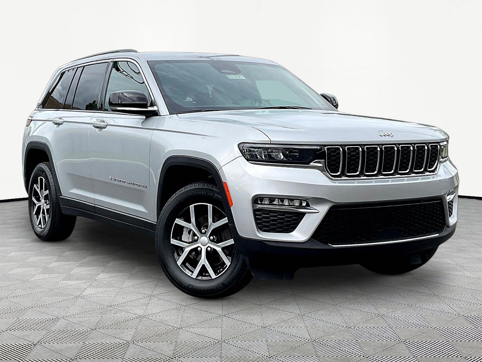 2025 Jeep Grand Cherokee Limited - Photo 4