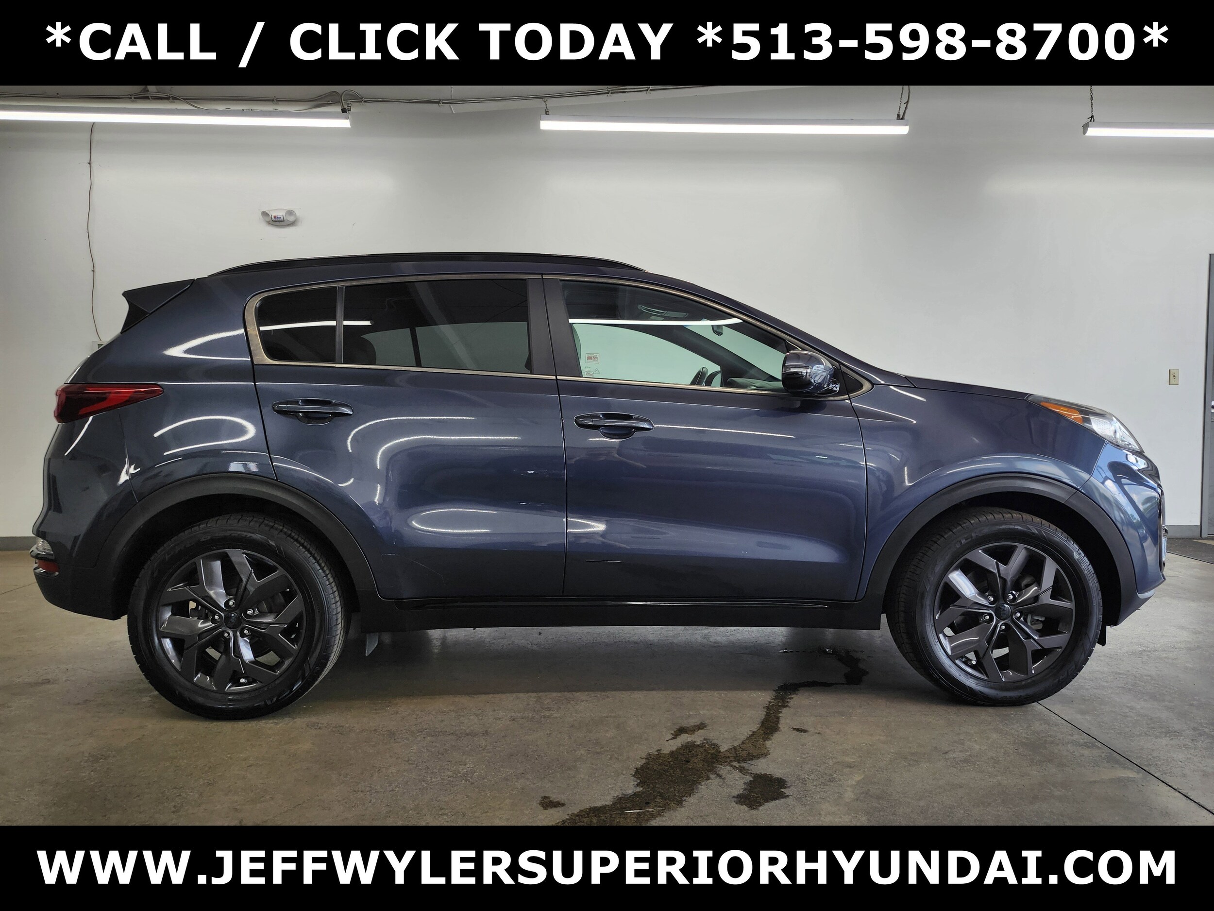 2022 Kia Sportage Nightfall Edition photo 2