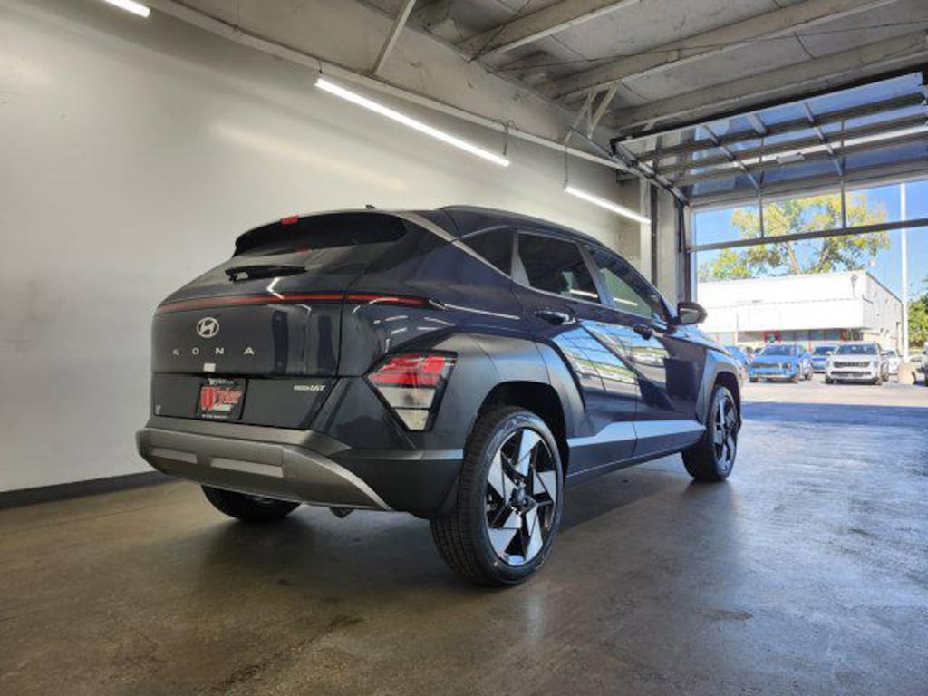 New 2026 Hyundai Kona Limited AWD SUV