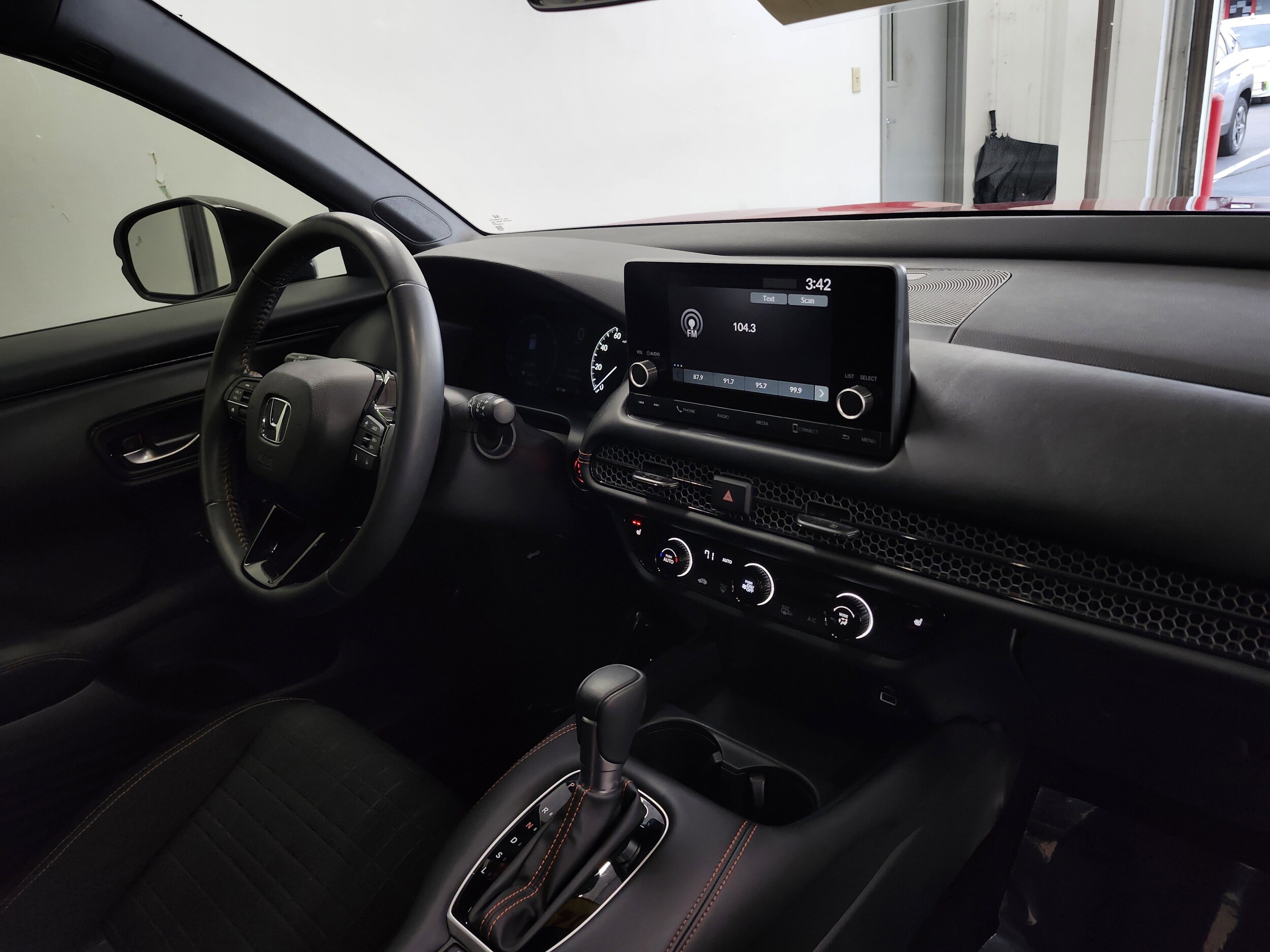 2024 Honda HR-V Sport photo 4