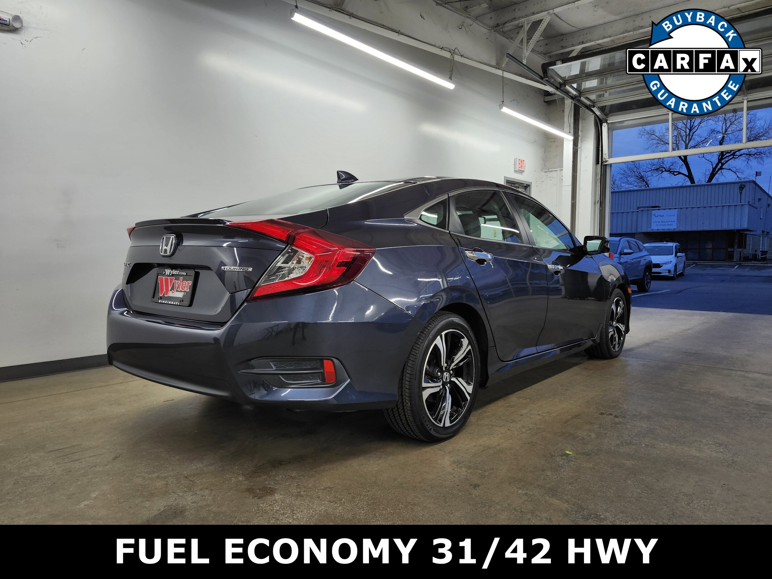 2016 Honda Civic Touring photo 2