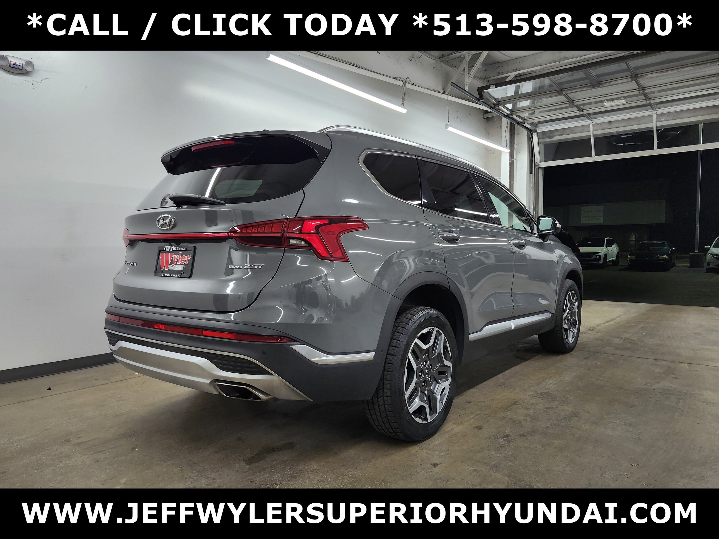 2023 Hyundai Santa Fe Limited photo 2