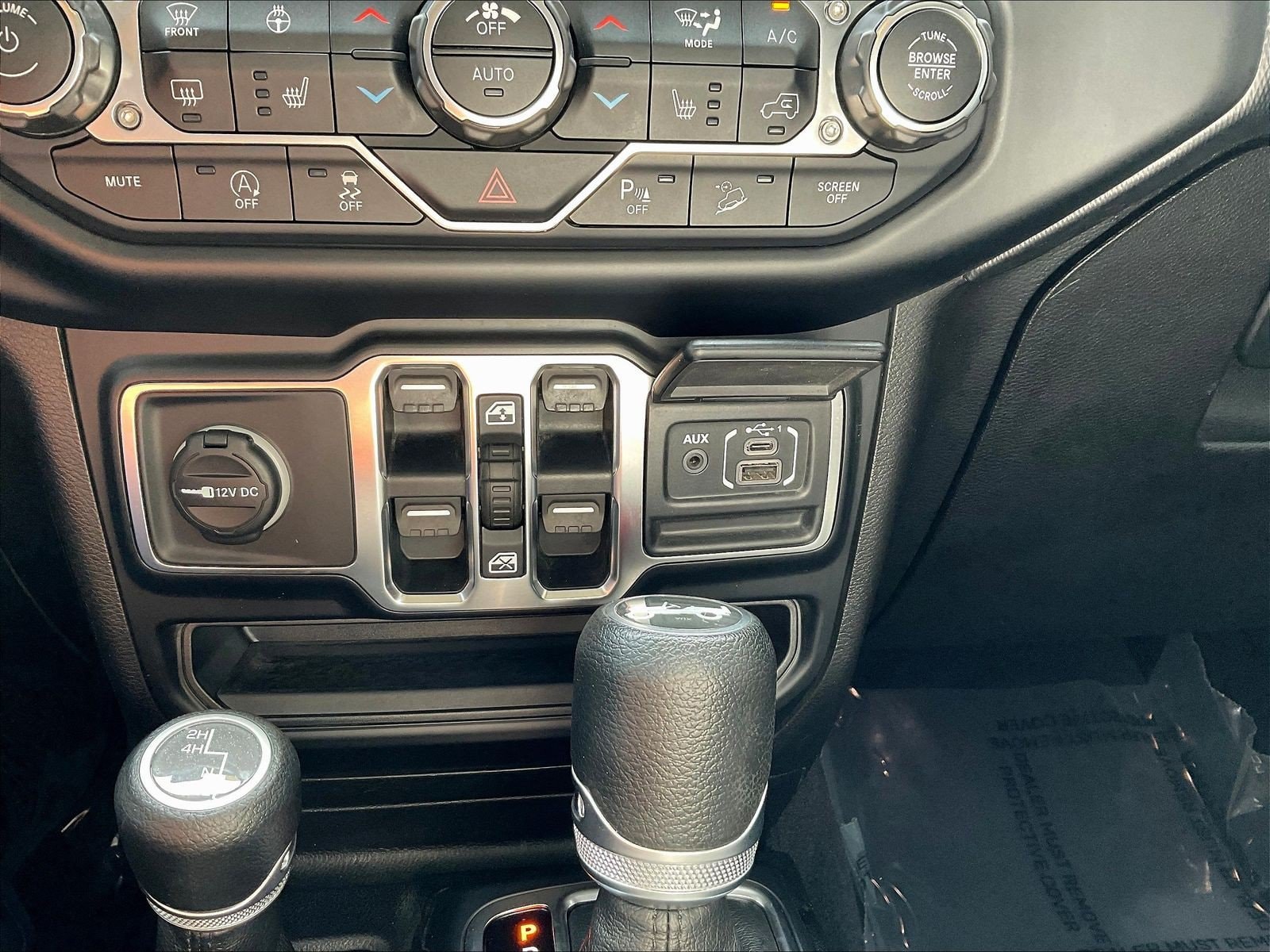 2020 Jeep Wrangler Unlimited Willys - Photo 19