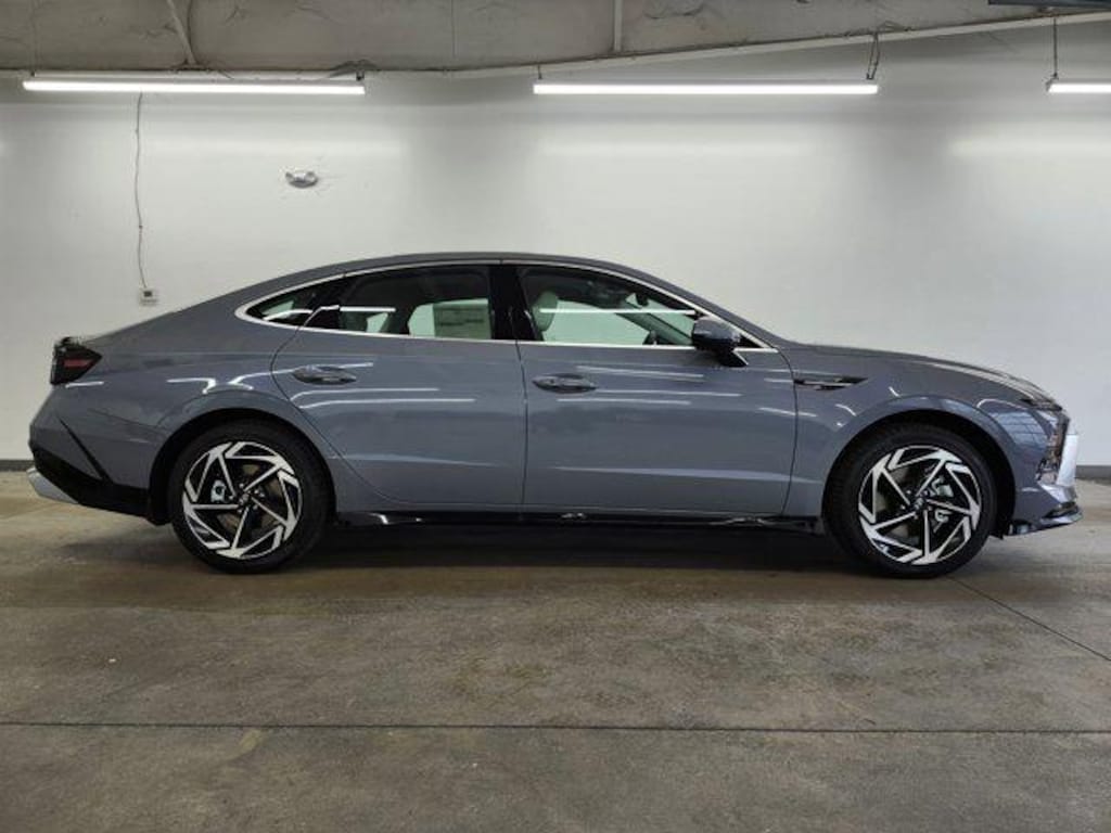 New 2026 Hyundai Sonata SEL Sport Sedan