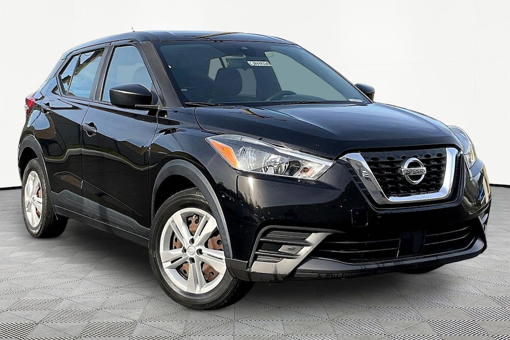 Used 2020 Nissan Kicks S SUV