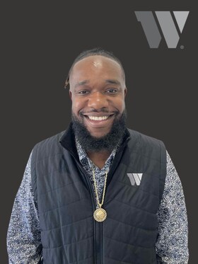 Staff member Ricardo Francis from ID_a06ef7f9e128