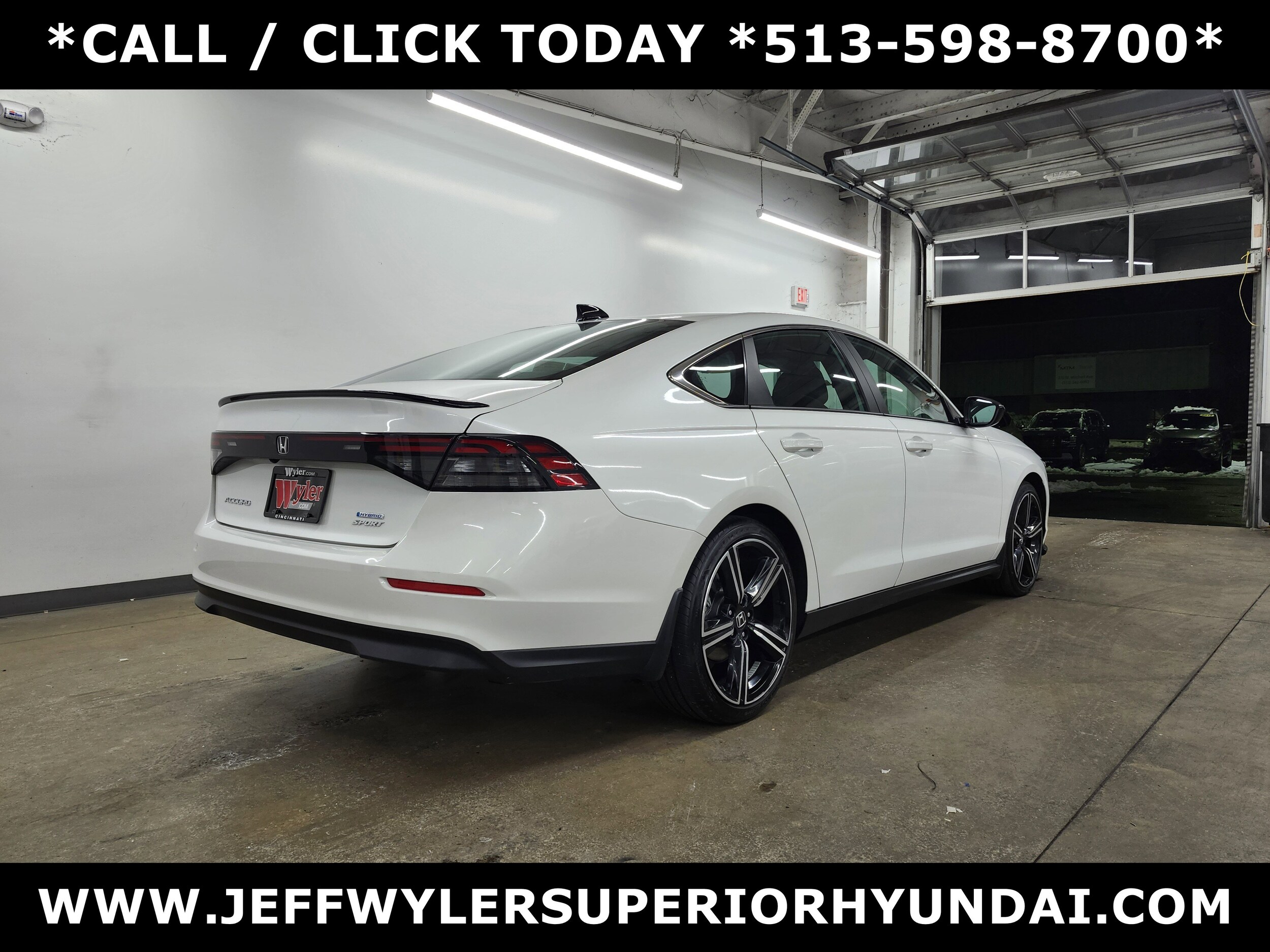 2024 Honda Accord Hybrid Sport photo 3