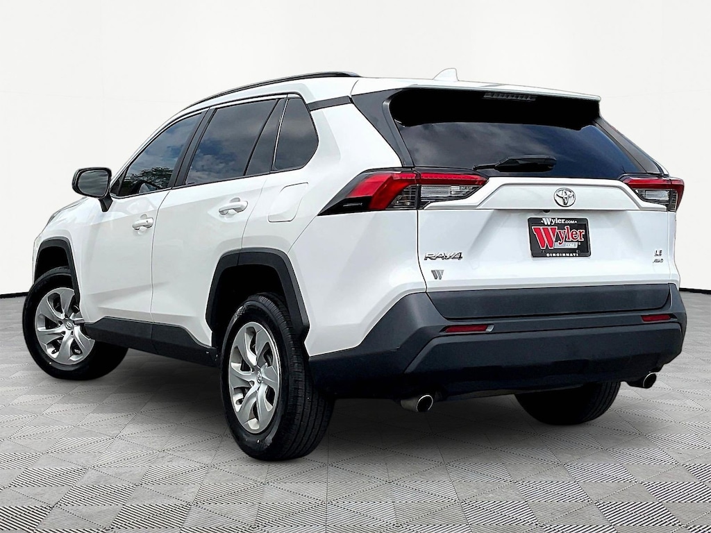 Used 2019 Toyota RAV4 LE SUV