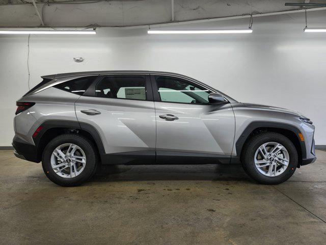 2026 Hyundai Tucson SE photo 2