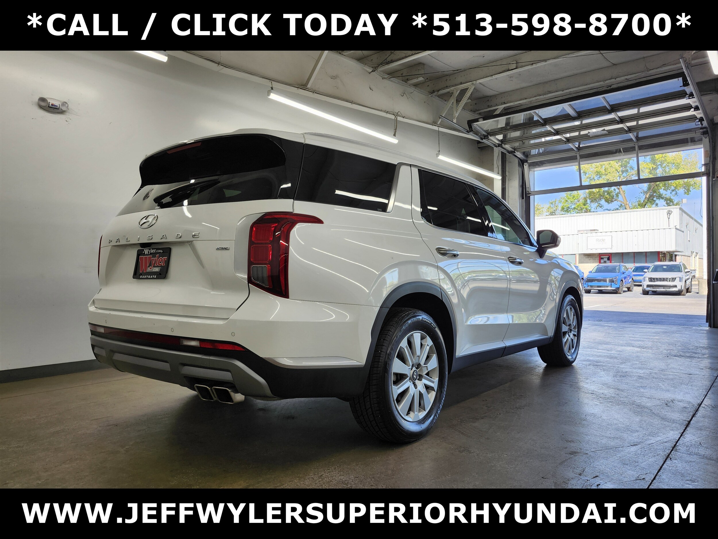 2024 Hyundai Palisade SEL photo 2