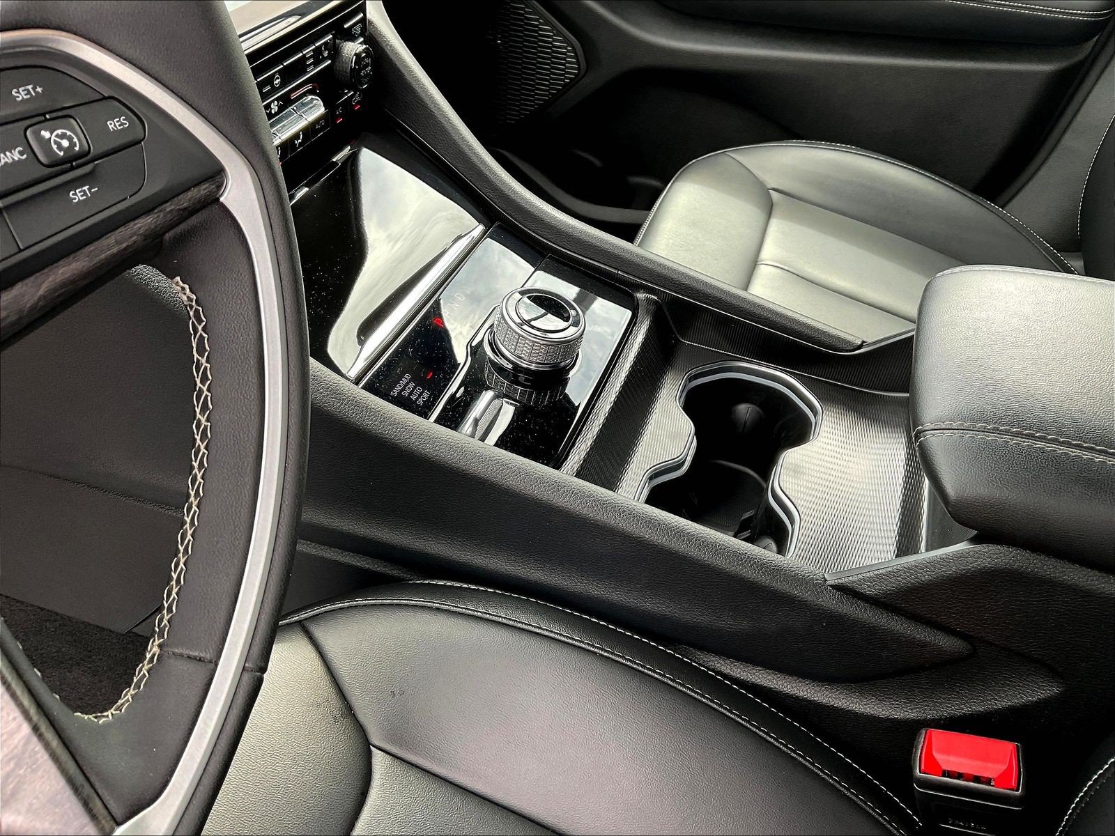 2025 Jeep Grand Cherokee Limited - Photo 21