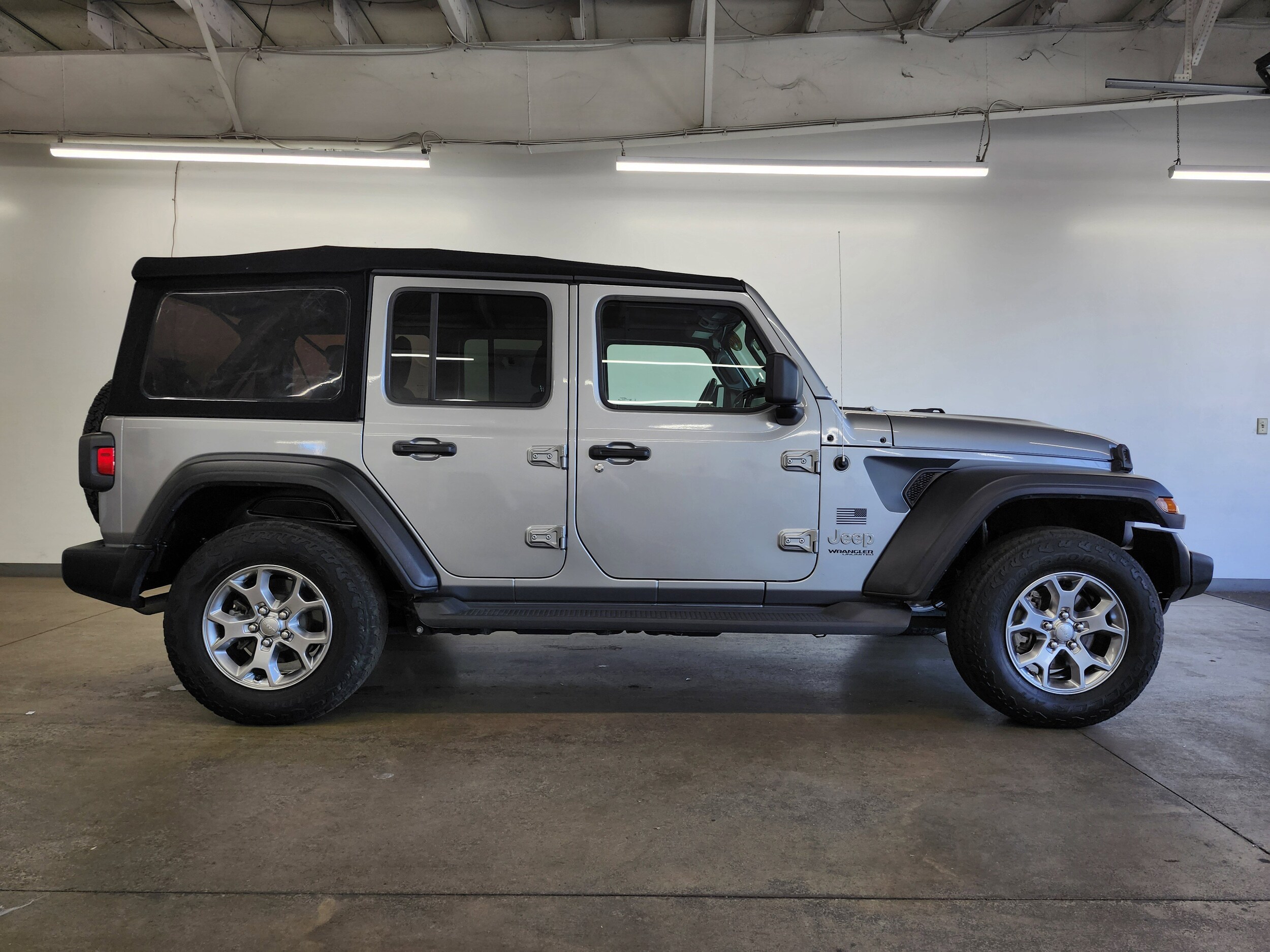 2020 Jeep Wrangler Unlimited Sport Freedom photo 2