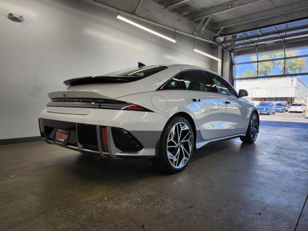 New 2025 Hyundai IONIQ 6 Limited Sedan