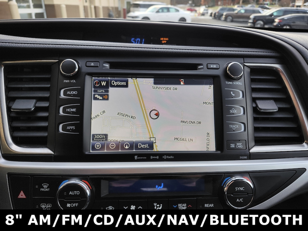 Used 2019 Toyota Highlander XLE V6 SUV