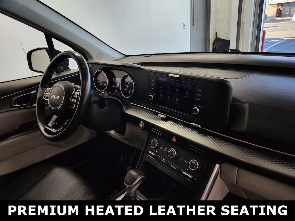 Used 2022 Kia Carnival LXS MPV