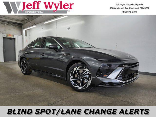 2026 Hyundai Sonata SEL's photo