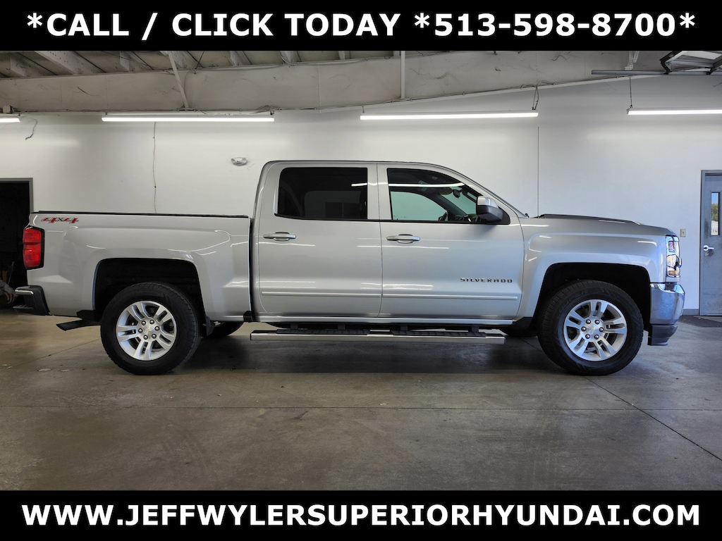 Used 2017 Chevrolet Silverado 1500 LT w/1LT Truck Crew Cab