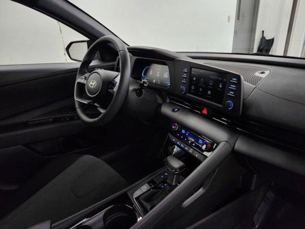 New 2026 Hyundai Elantra SEL Sport Premium Sedan