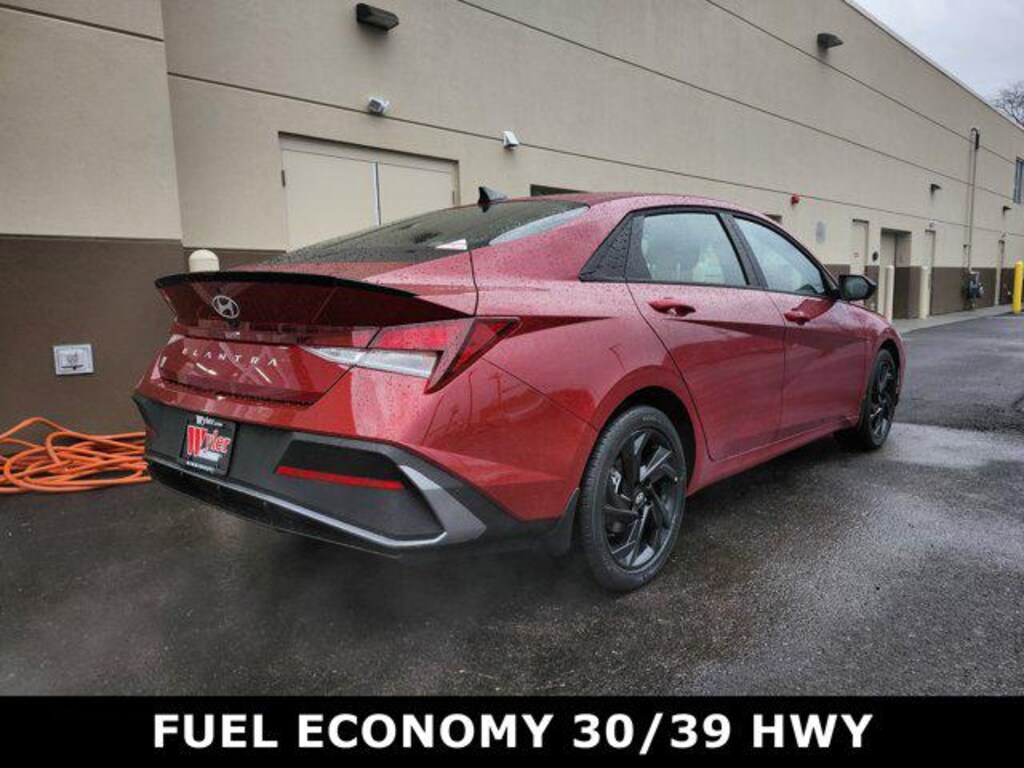 New 2026 Hyundai Elantra SEL Sport Sedan