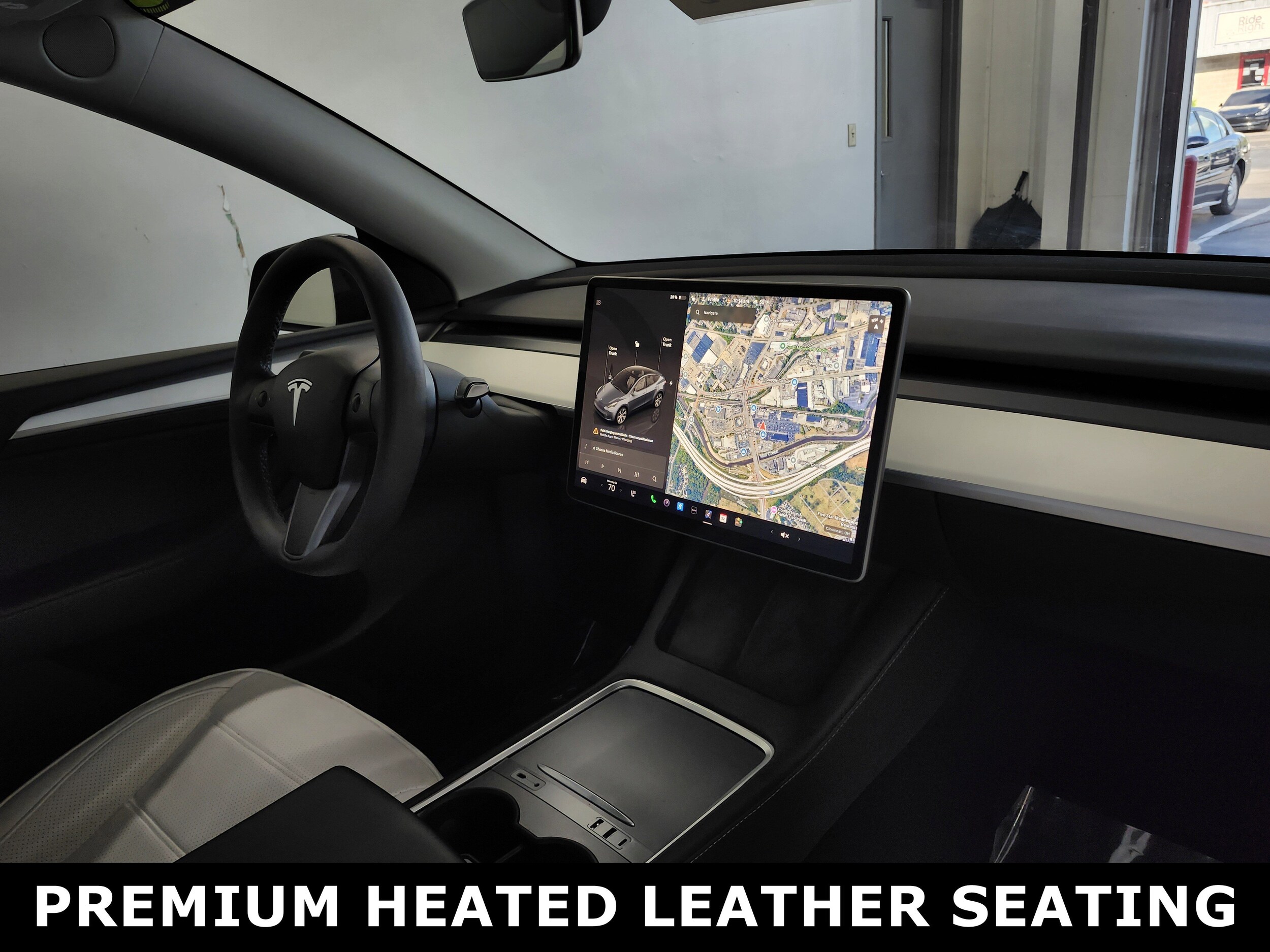 2023 Tesla Model Y Long Range photo 4