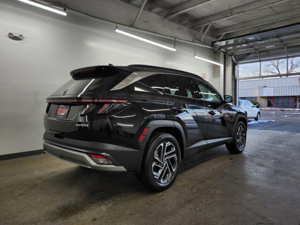 New 2026 Hyundai Tucson Hybrid Limited SUV