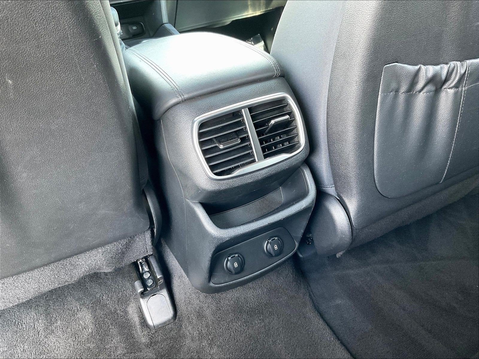 2019 Hyundai Santa Fe SEL - Photo 13