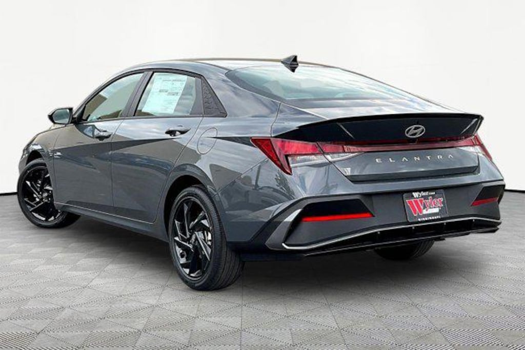New 2026 Hyundai Elantra SEL Sport Sedan