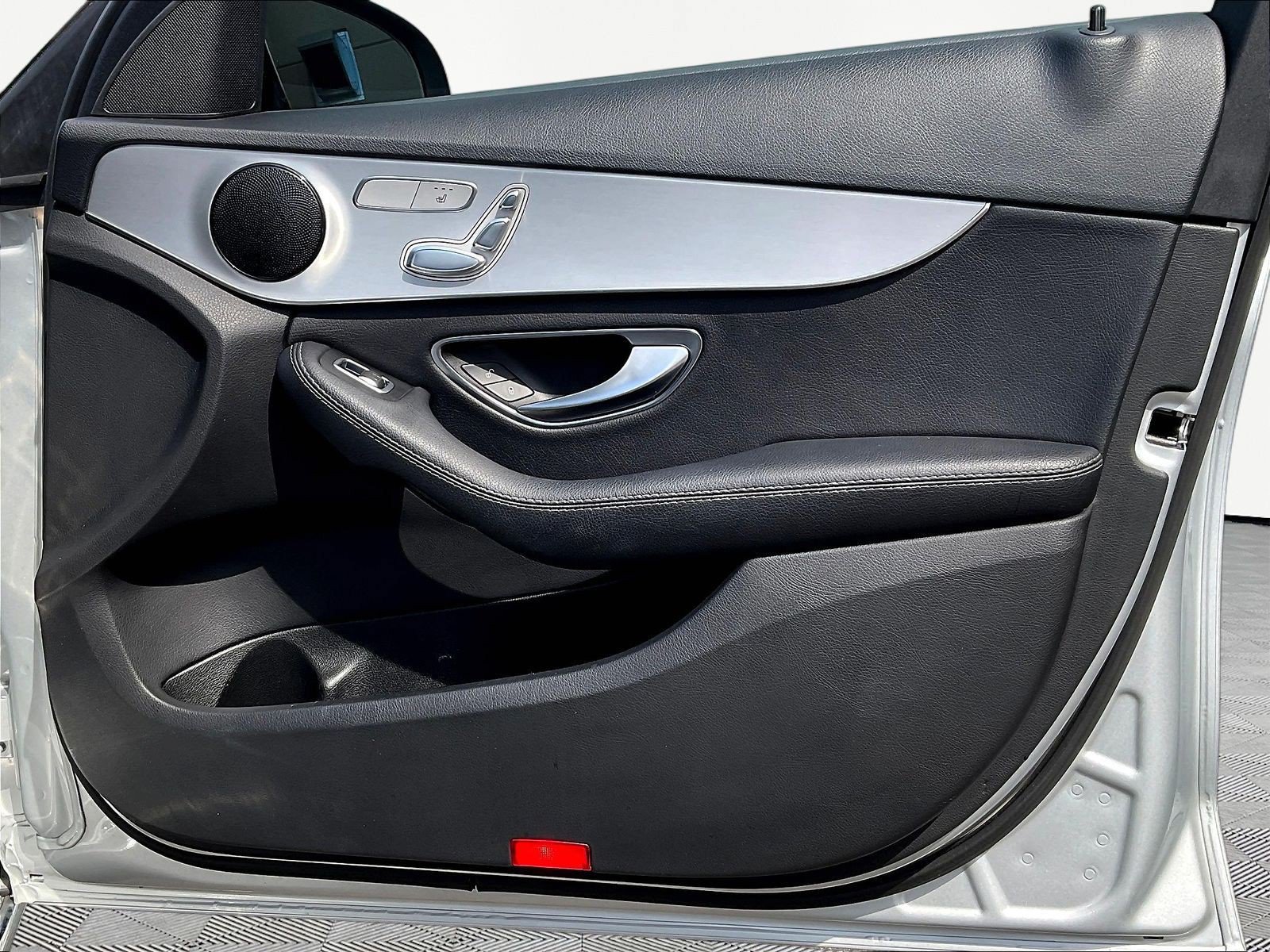 2016 Mercedes-Benz C-Class C300 - Photo 30