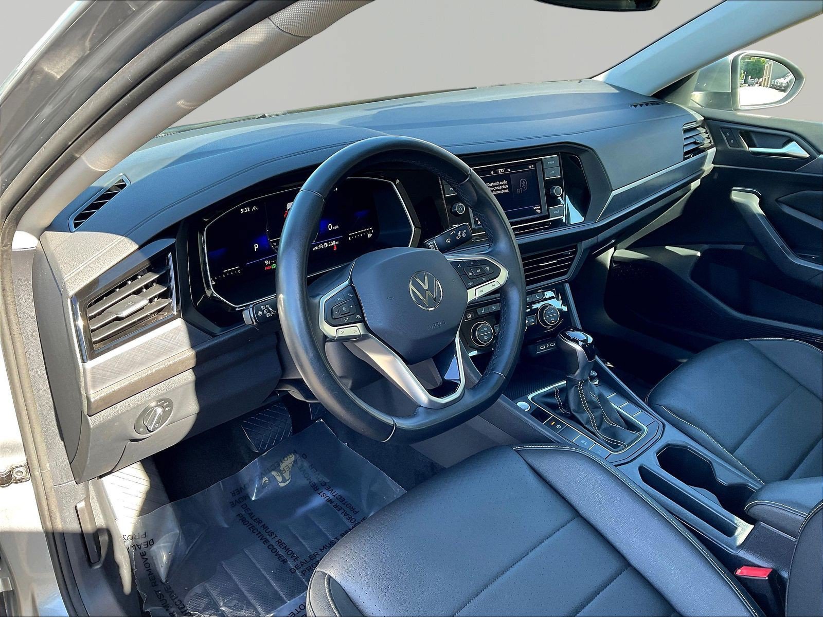 2024 Volkswagen Jetta SE - Photo 19