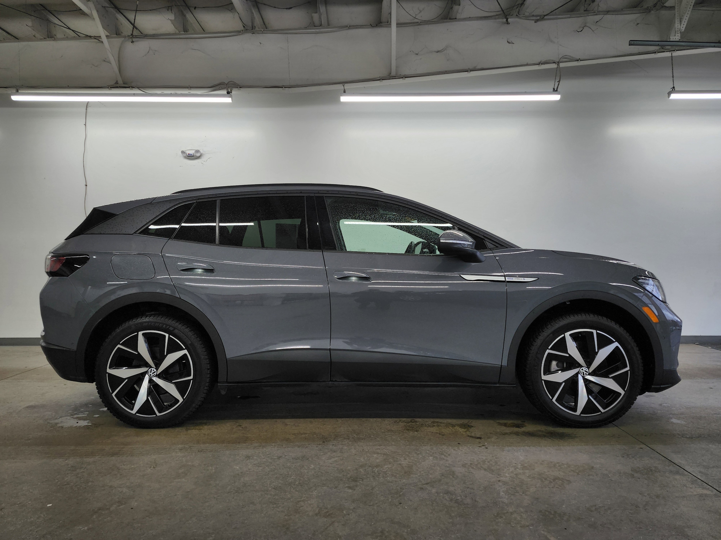 Used 2023 Volkswagen ID.4 PRO S with VIN 1V2GNPE83PC006695 for sale in Cincinnati, OH