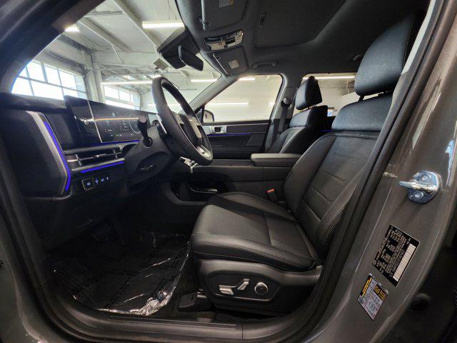 2026 Hyundai Santa Fe Limited - Photo 14