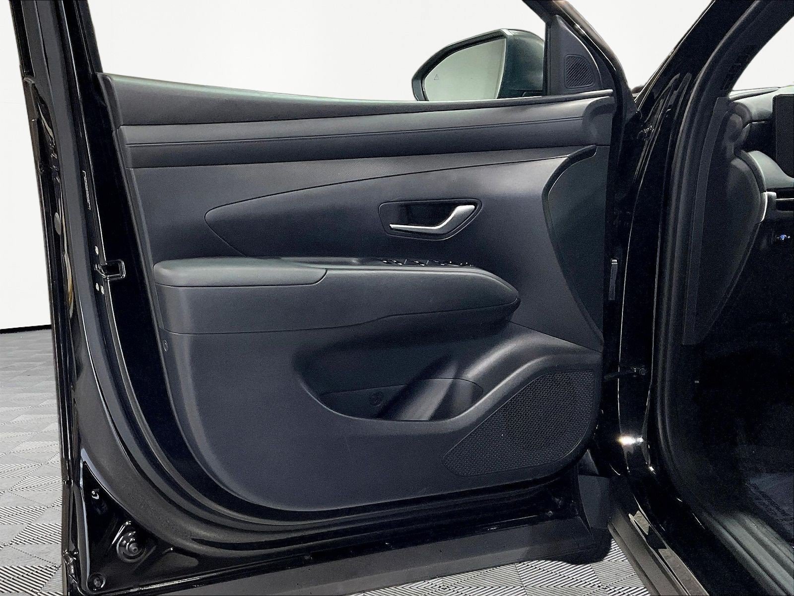 2026 Hyundai Santa Cruz SE - Photo 18