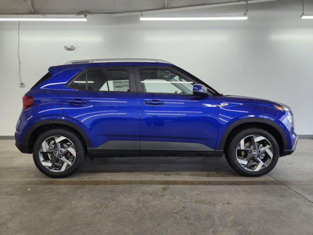 New 2026 Hyundai Venue SEL SUV