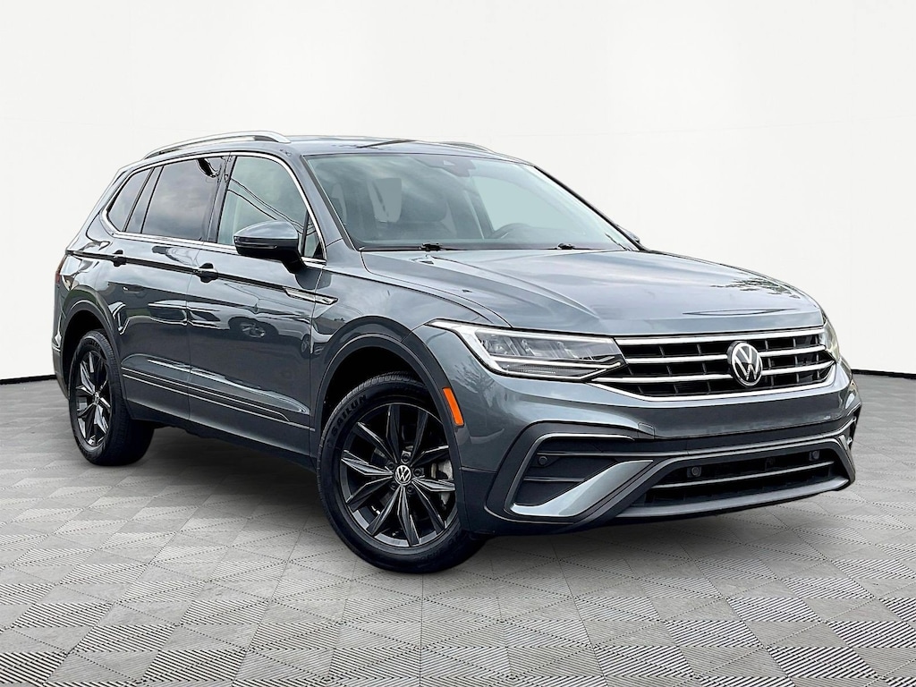 Used 2024 Volkswagen Tiguan 2.0T SE SUV