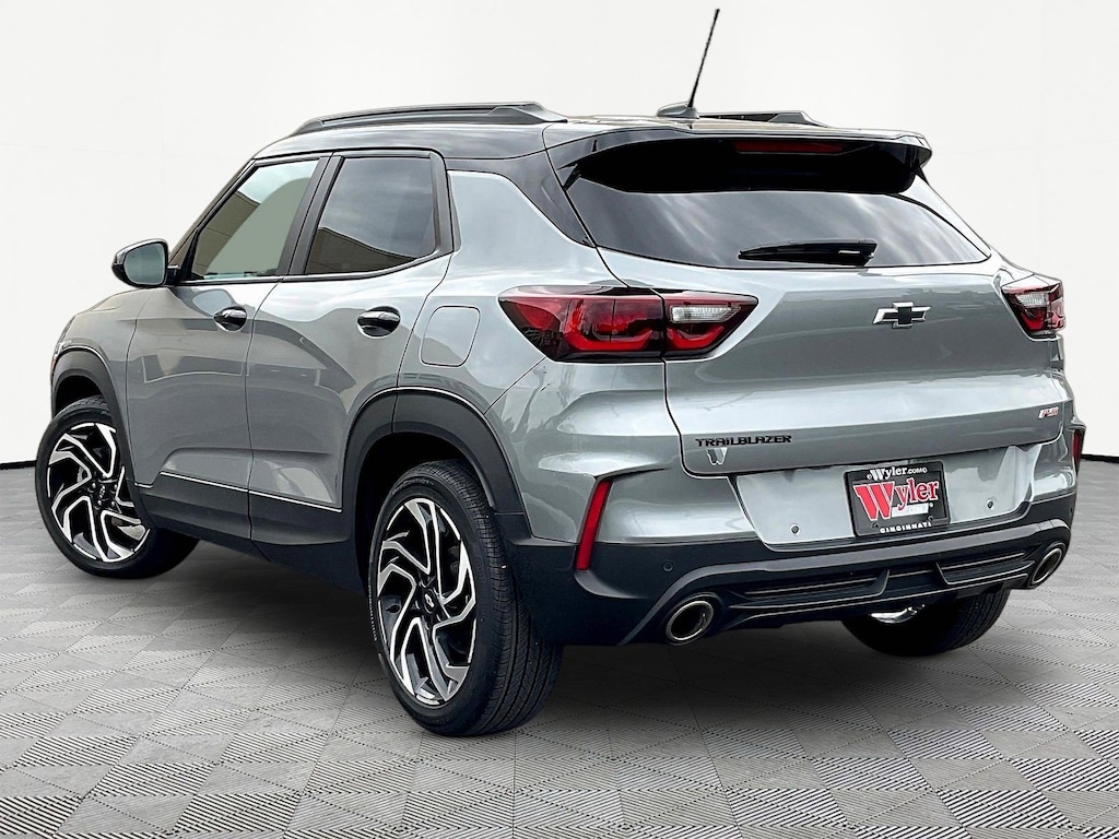 Used 2025 Chevrolet Trailblazer RS SUV
