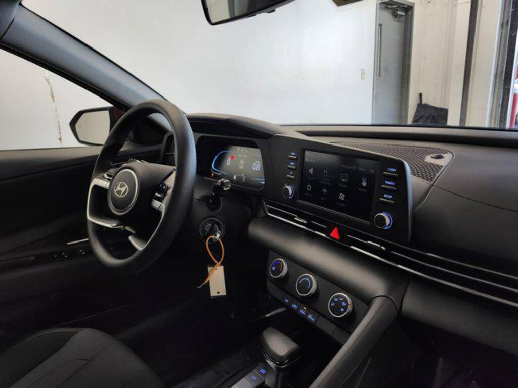 New 2026 Hyundai Elantra SE Sedan